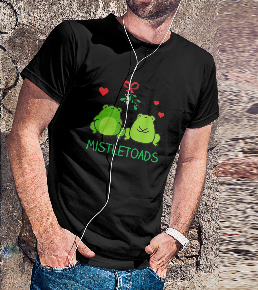 Mistletoads Christmas Frog Toads With Hearts T-Shirt