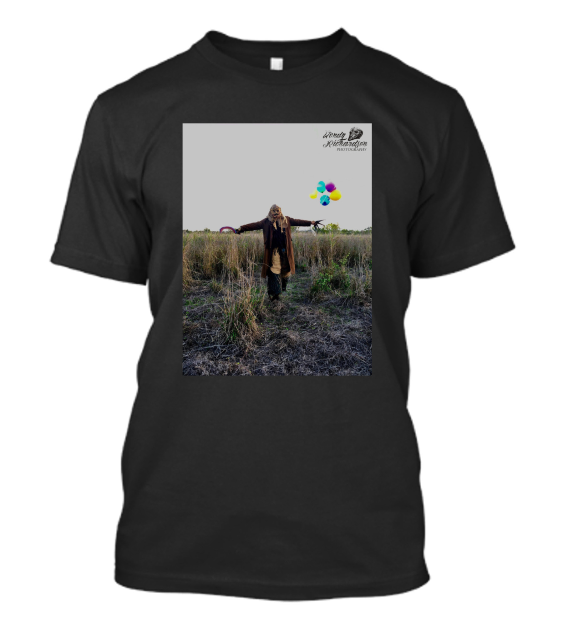Scarecrow Photography With Balloons In Field By Wendy Richardson T-Shirt