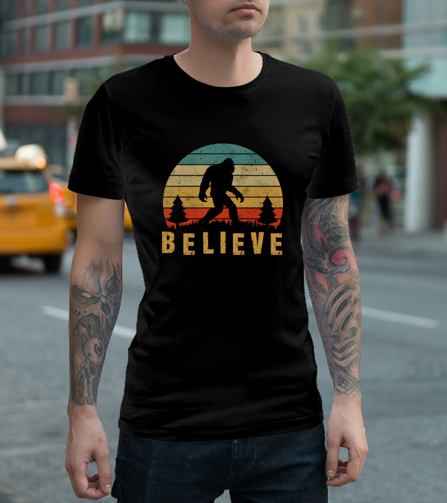 Bigfoot Silhouette Believe Retro Sunset Forest T-Shirt