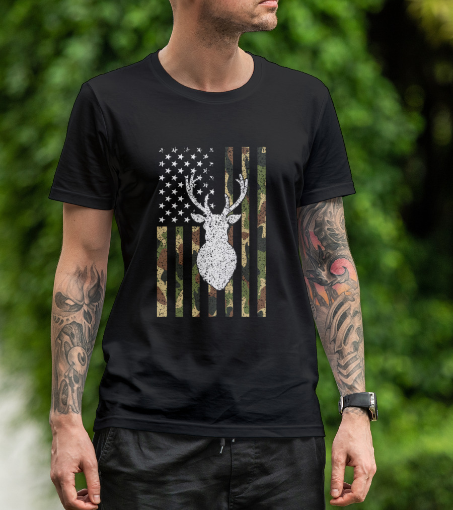 Deer Hunting Hunter American Camo Flag Antlers T-Shirt