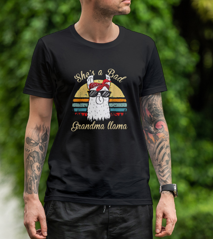 She's A Bad Grandma Llama Vintage Sunset Llama Wearing Sunglasses And Bandana T-Shirt