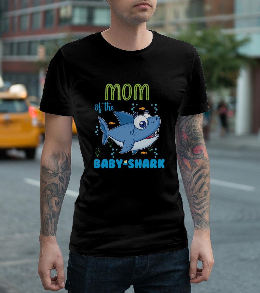 MOM of the BABY SHARK T-Shirt