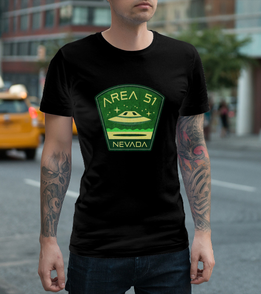 Area 51 Nevada UFO Emblem Secret Base Badge T-Shirt