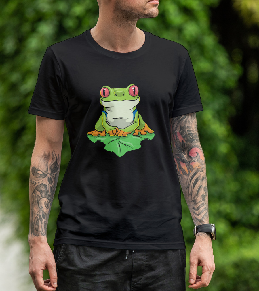 Frog On Leaf Red-Eyed Tree Frog T-Shirt