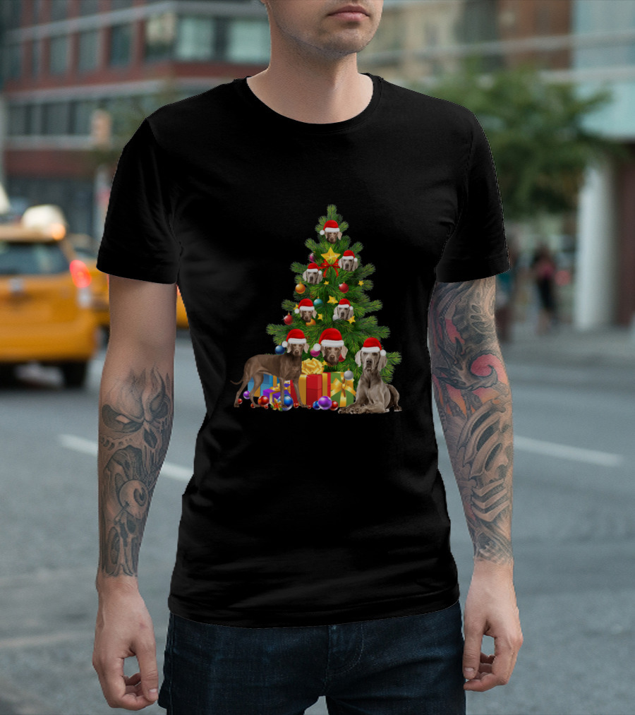 Weimaraner Santa Hats Christmas Tree with Gifts and Ornaments T-Shirt