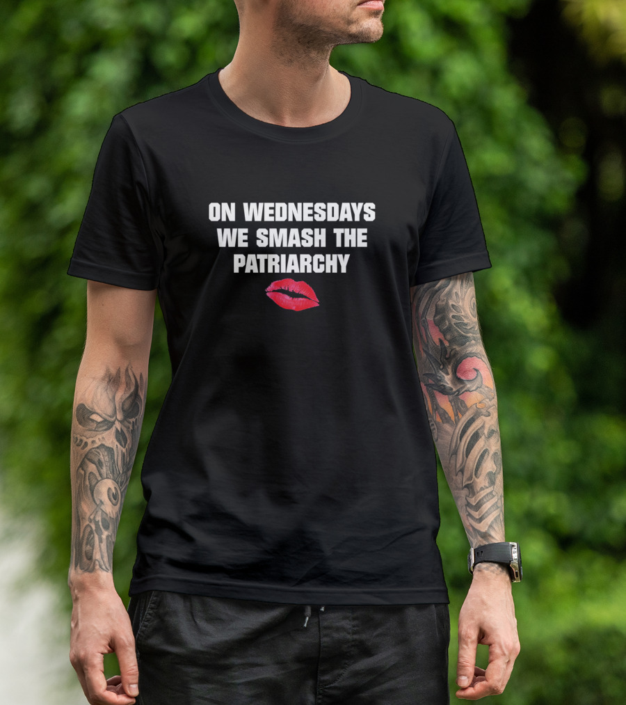 On Wednesdays We Smash The Patriarchy Red Lips T-Shirt