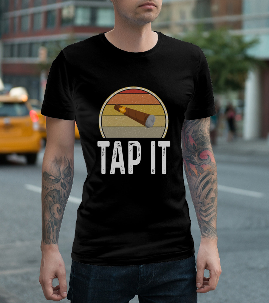 Tap It Vintage Cigar Lover Circle Retro T-Shirt