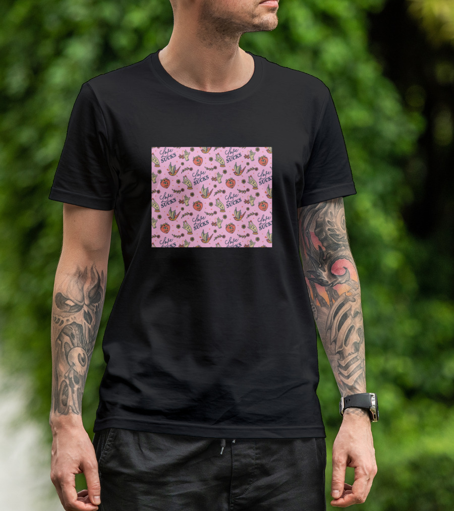 Love Sucks Crying Heart Pattern Pink Vintage Tattoo Style Emo Streetwear T-Shirt