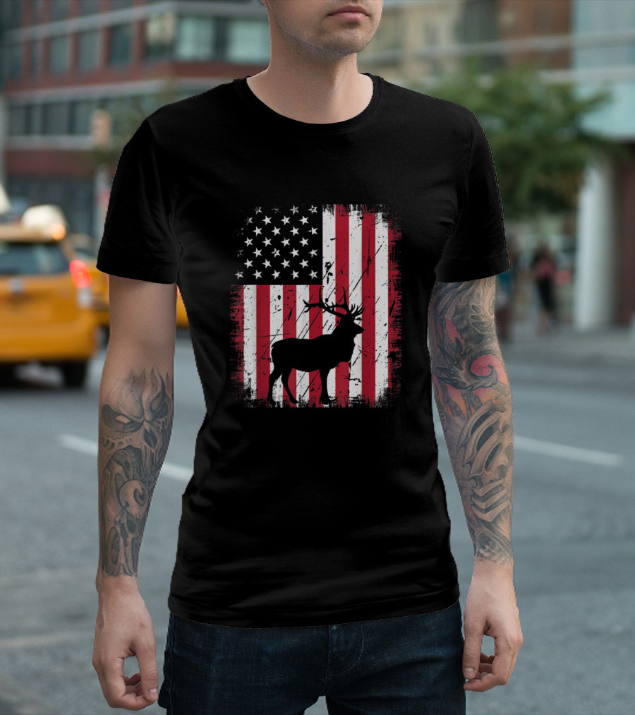 Vintage Patriotic Elk American Flag 4th of July USA T-Shirt