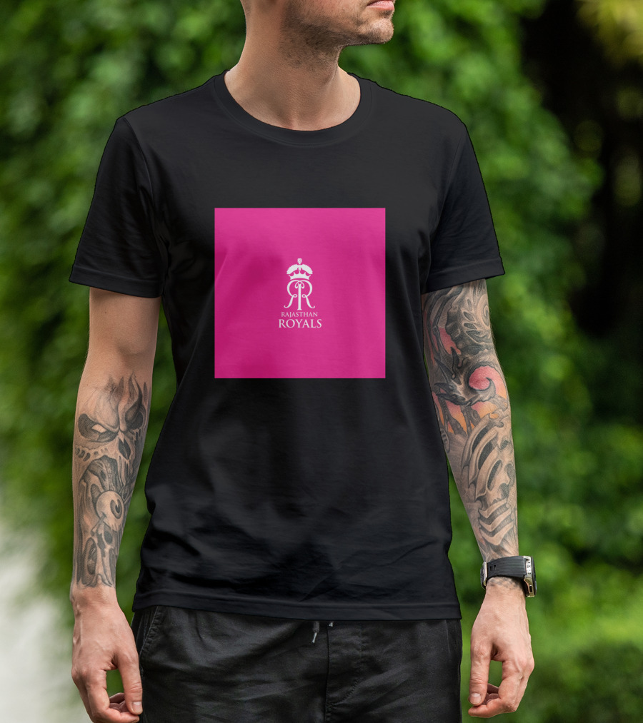 Rajasthan Royals IPL Team Logo Pink Background T-Shirt