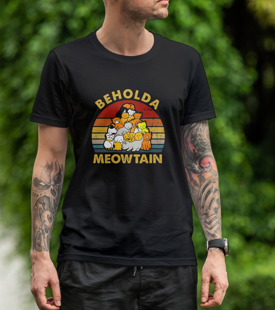 BEHOLDA MEOWTAIN VINTAGE CAT TREE RETRO CATS STACKED IN COLORFUL LAYERS T-Shirt