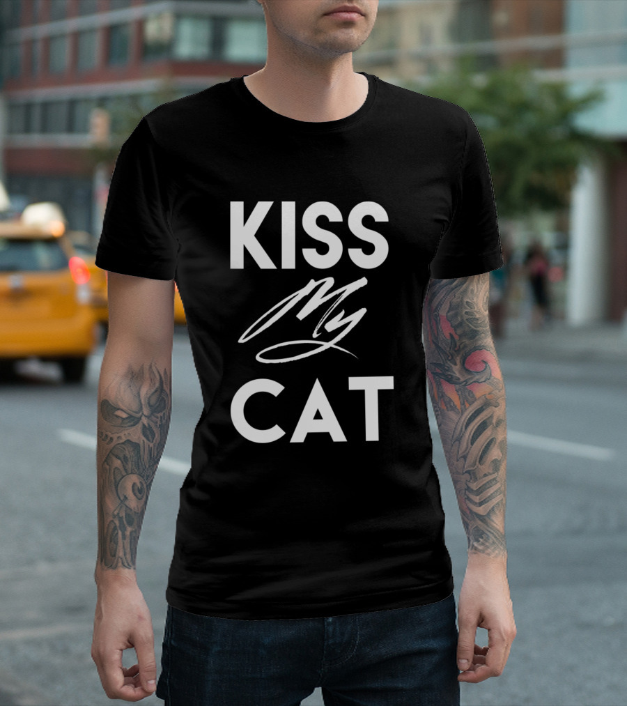 Kiss My Cat T-Shirt