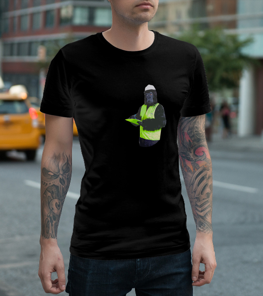 Trust Me I'm an Engineer Gorilla in Hard Hat and Vest T-Shirt