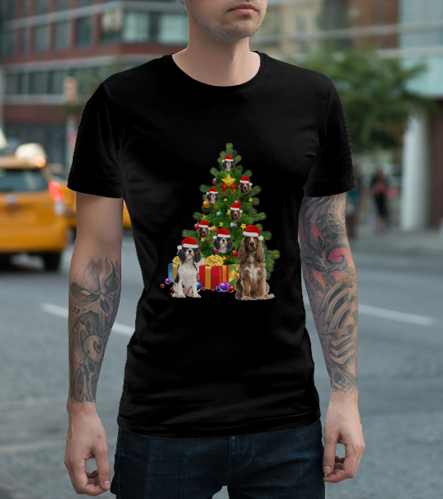Springer Spaniel Christmas Tree Festive Dogs With Santa Hats And Presents T-Shirt