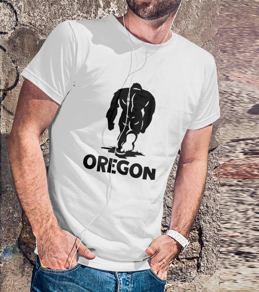 Oregon Bigfoot Silhouette Walking T-Shirt