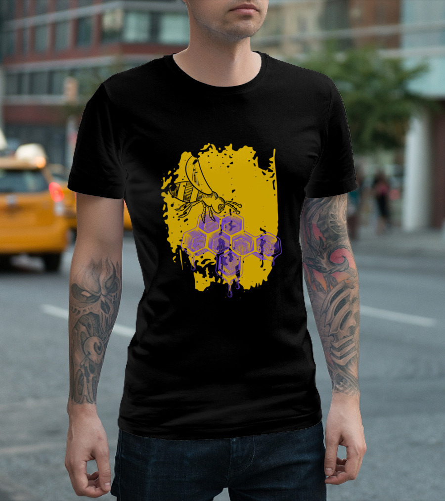 Bee Honey Lover Womens Queen Bee Honeycomb T-Shirt