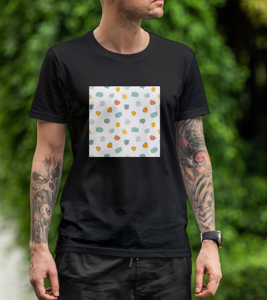 Cute Pumpkins Pattern With Autumn Leaves T-Shirt
