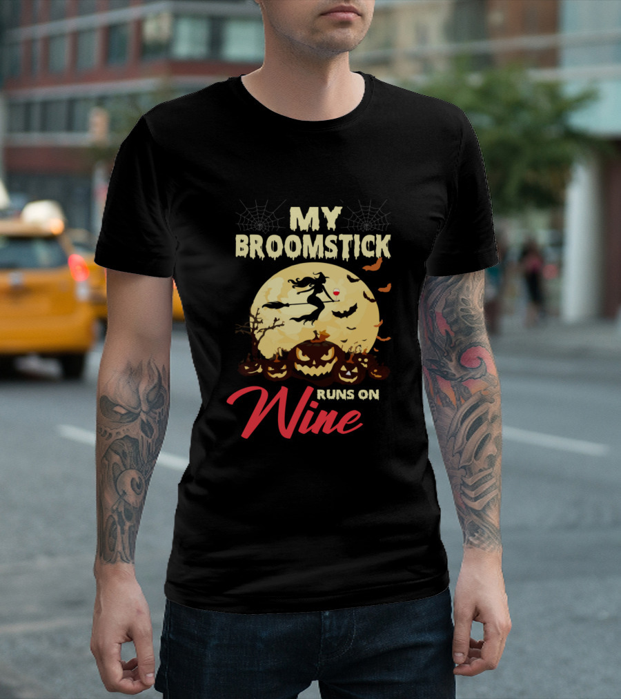 My Broomstick Runs On Wine Funny Halloween Moon Witch Jack-O'-Lanterns T-Shirt