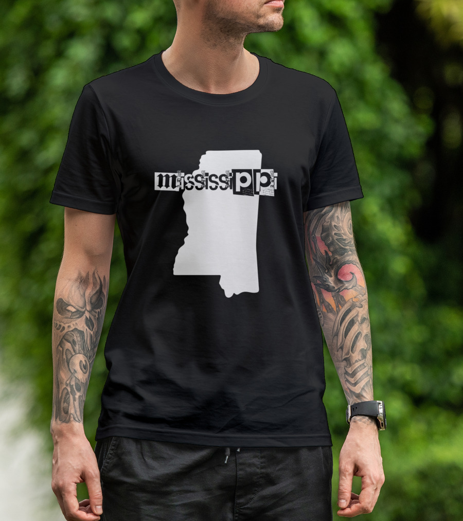 Mississippi State Outline Typography T-Shirt