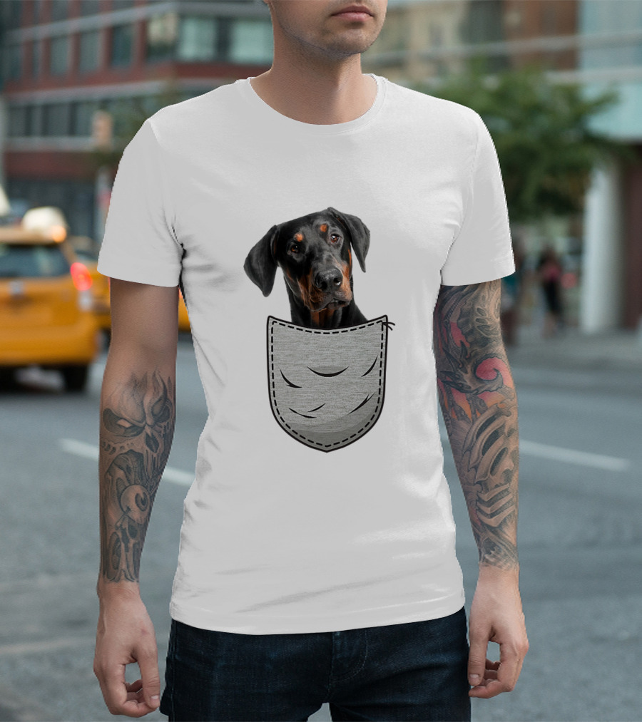 Dobie Doberman Pinscher Dobermann in Faux Pocket T-Shirt