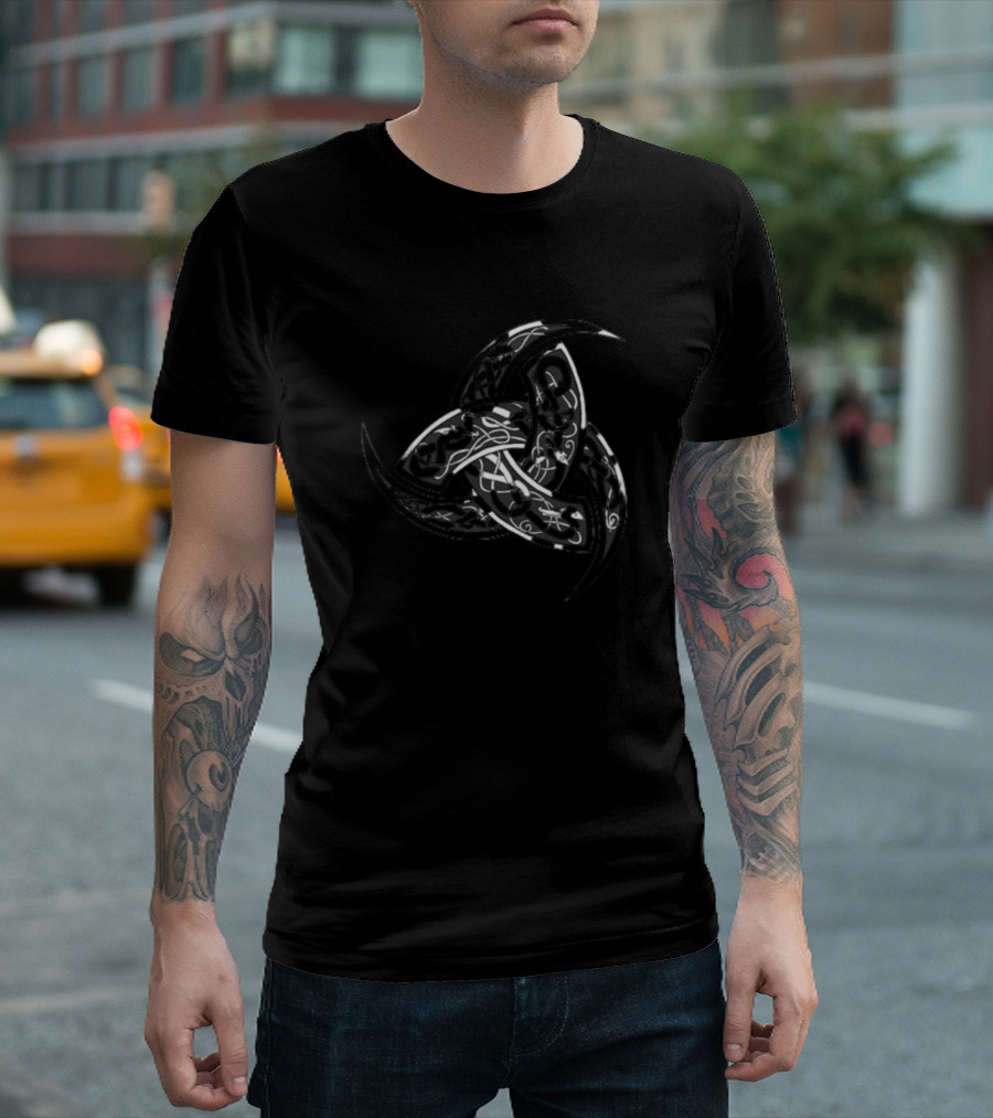 Vikings Shield Celtic Knot Triskelion T-Shirt