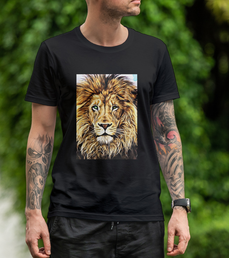 Lion Head Digital Roaring Majesty T-Shirt