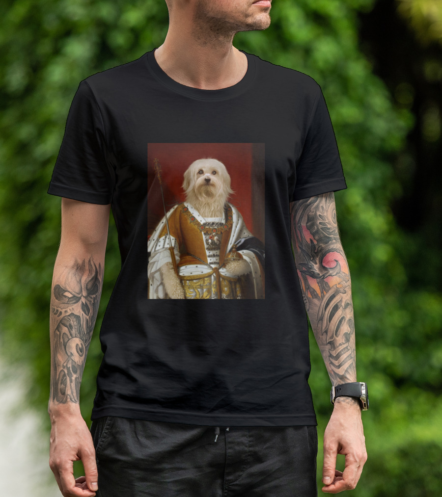 Maltese Christmas Royal Dog Portrait Roy Majestic King T-Shirt