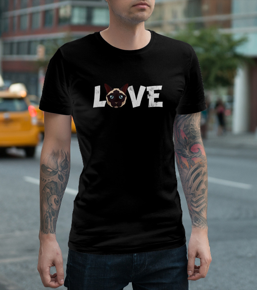 Cat Mom Cat Dad Siamese Cat Love Graphic With Love Text And Cat Face T-Shirt