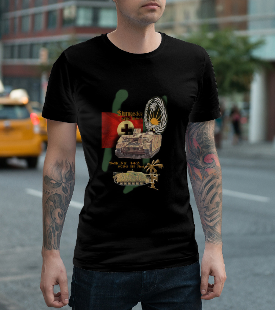 Sturmgeschütz StuG III Ausführung G With Sdkfz 142 Historical Tank T-Shirt