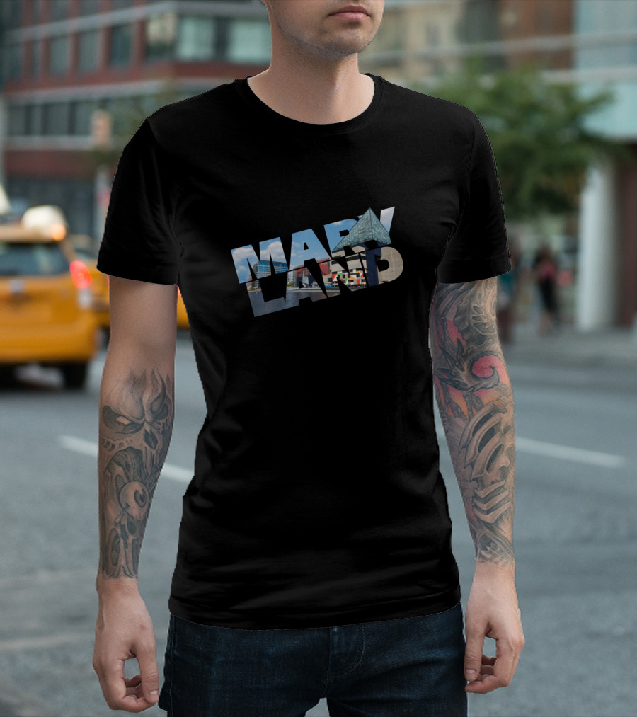 Baltimore Maryland National Aquarium Building Skyline T-Shirt
