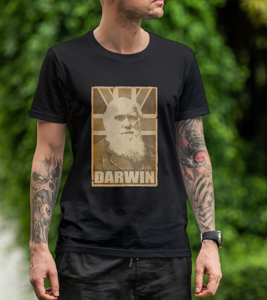 Darwin Vintage Portrait Union Jack Britain T-Shirt