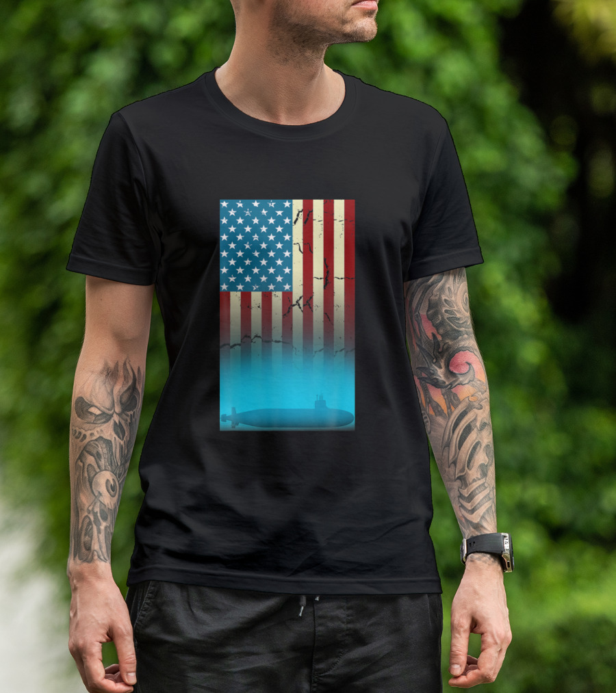 American Navy Submarine Veteran USA Flag Father Patriotic T-Shirt