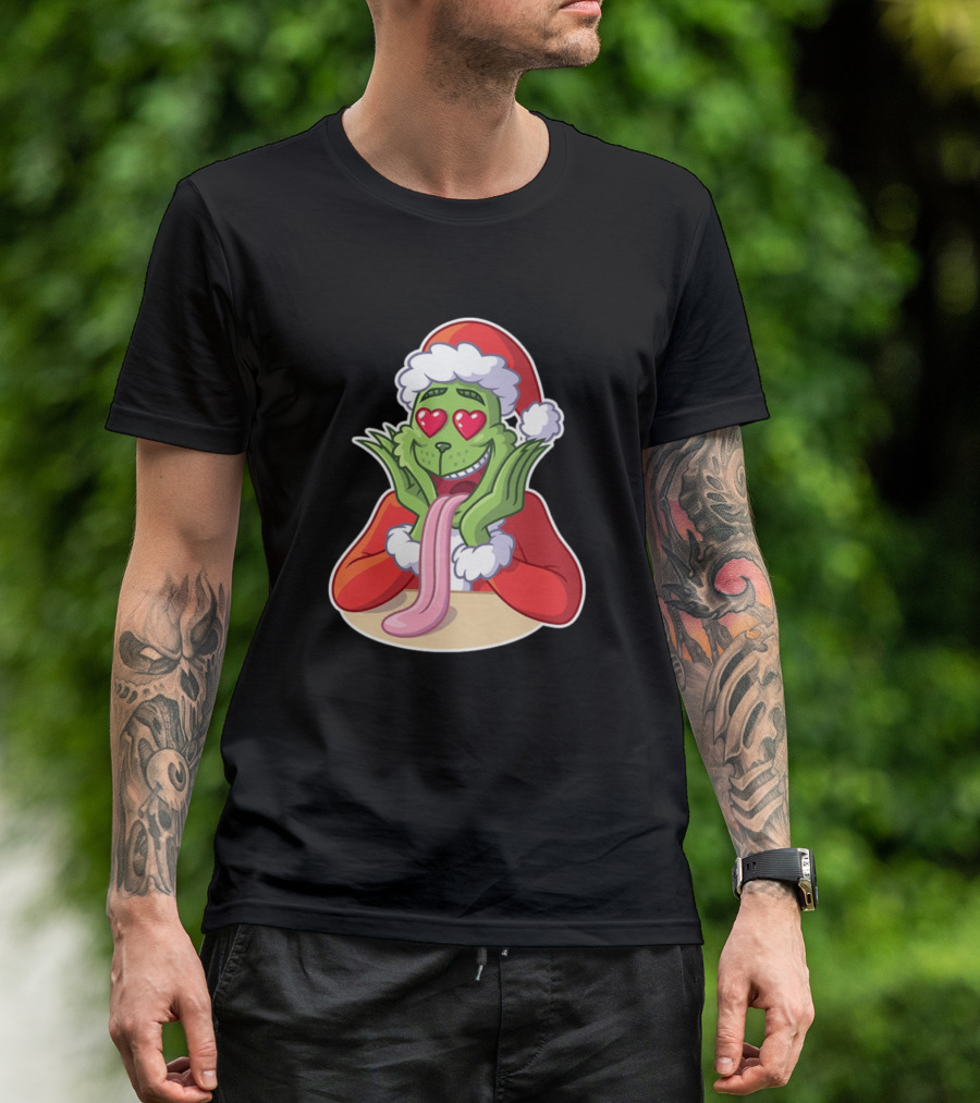 Christmas Lover Grinch Heart Eyes Santa Hat T-Shirt