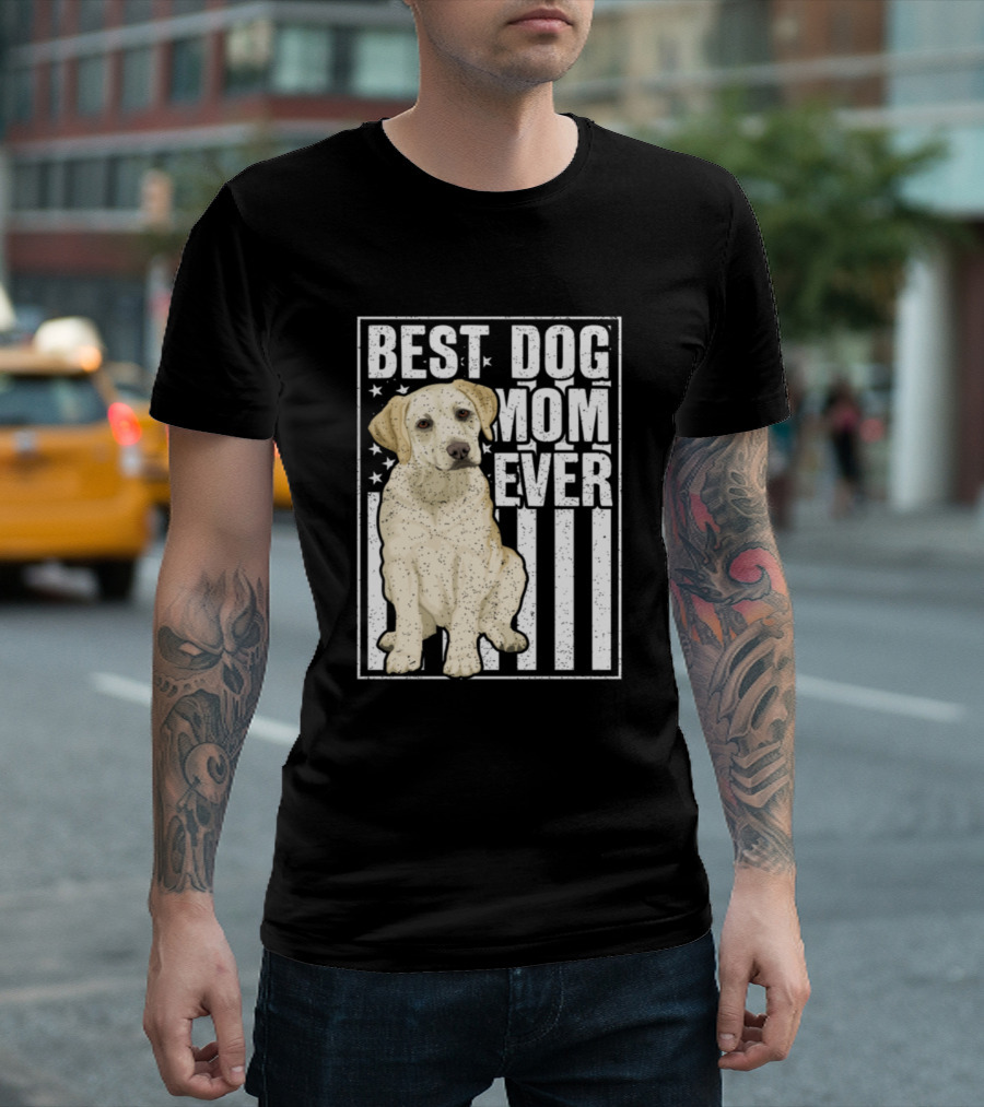 Best Dog Mom Ever Yellow Labrador USA Flag T-Shirt