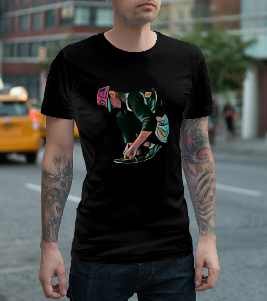 Skaters Tie Shoes Multicolored T-Shirt