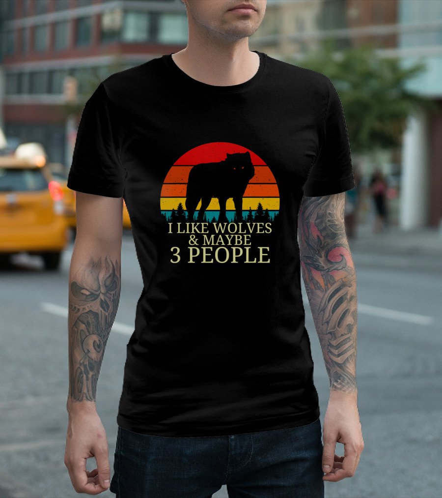 Vintage Forest Wolves and Maybe 3 People Retro Sunburst T-Shirt