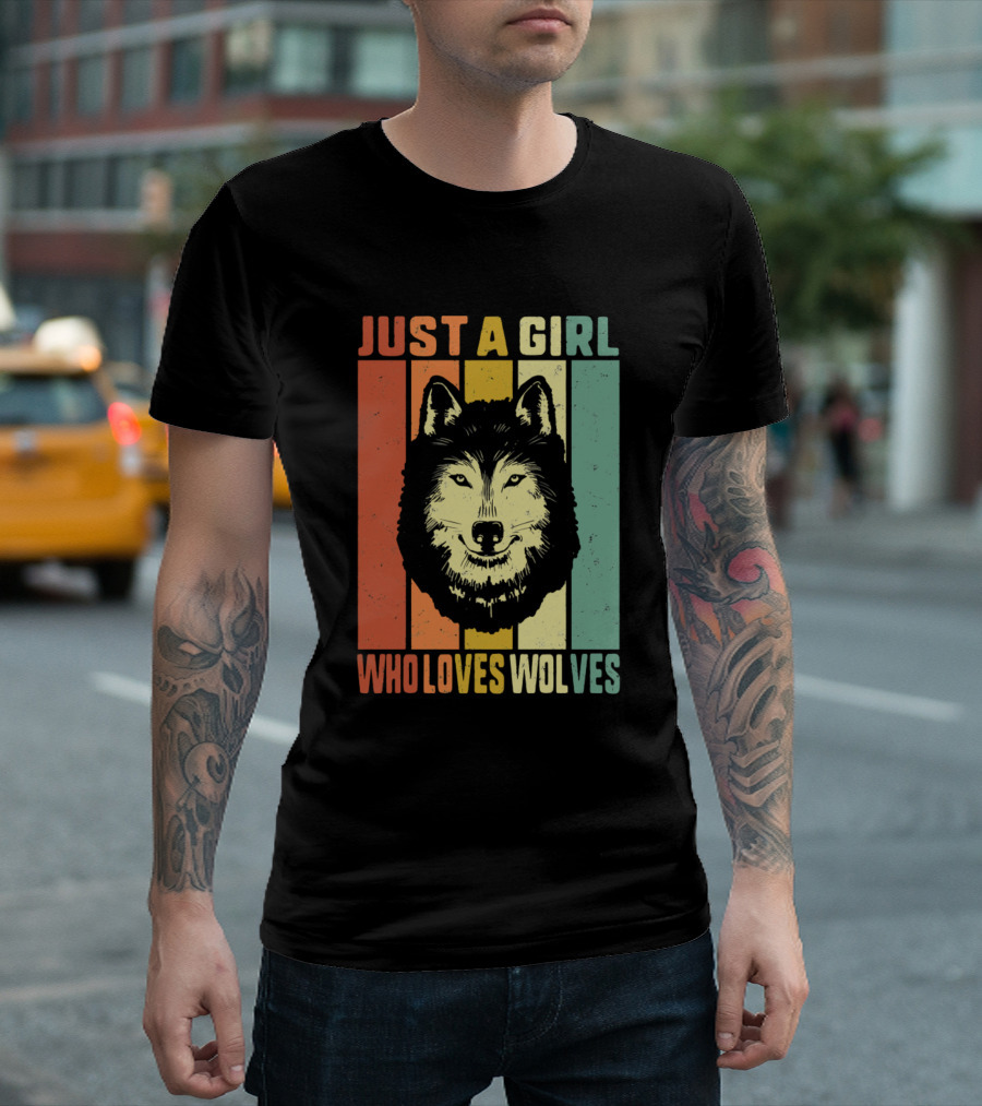 Just A Girl Who Loves Wolves Retro Wolf T-Shirt