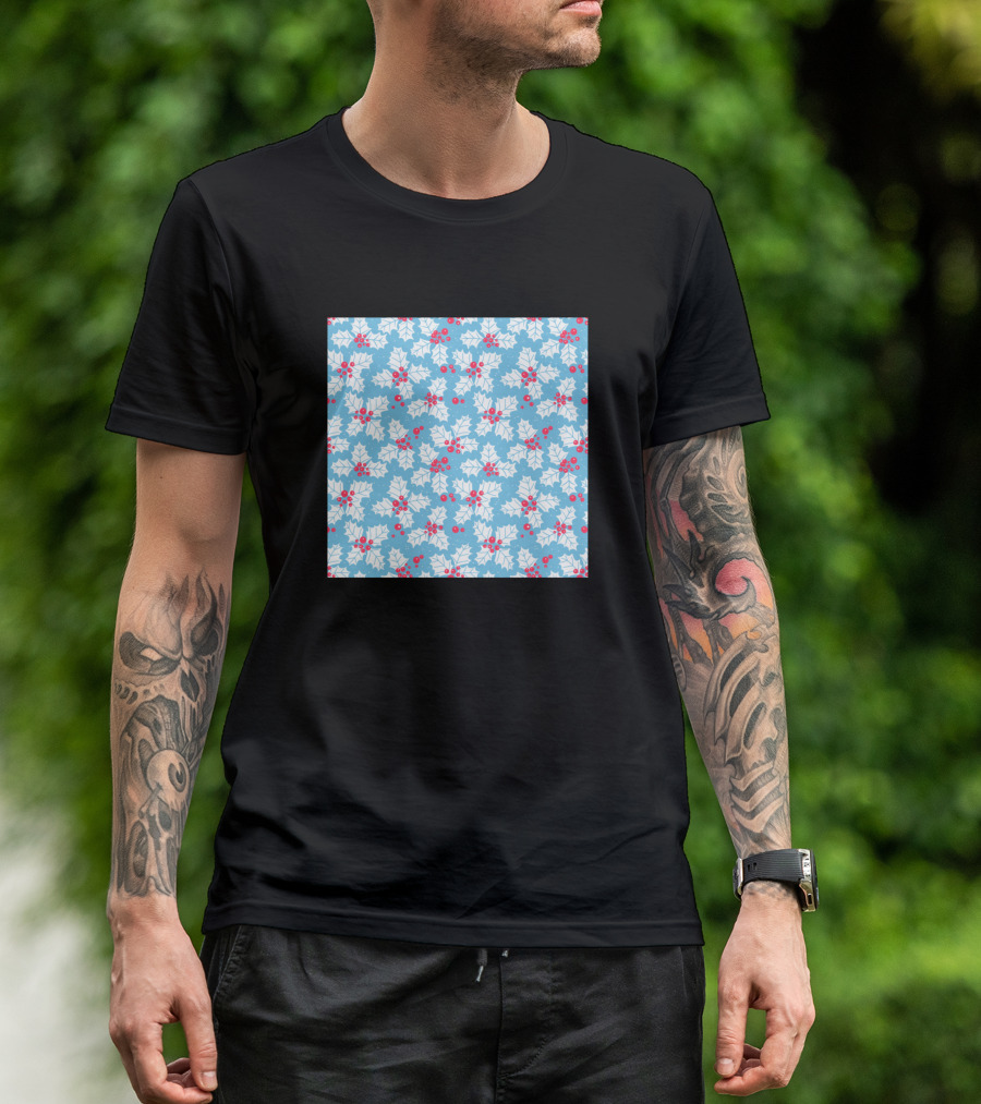 Holly Berry Leaves Red Berries Festive T-Shirt