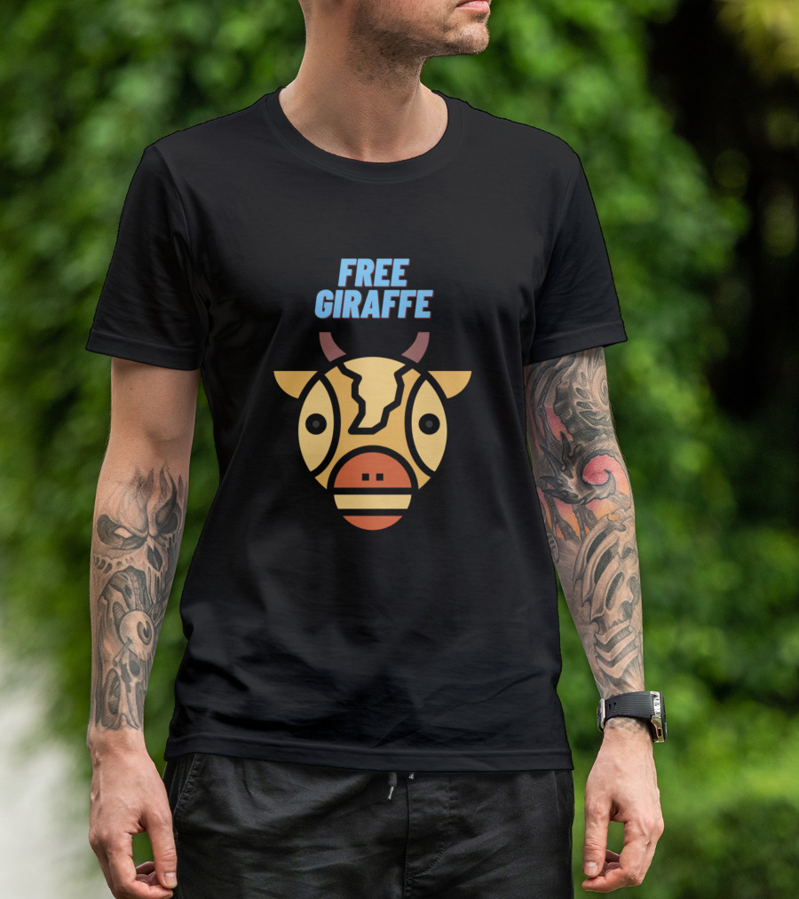 FREE GIRAFFE The Giraffes Head Is Smart T-Shirt