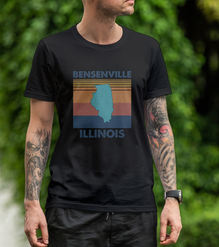 Bensenville Illinois Retro Map With Stripes T-Shirt