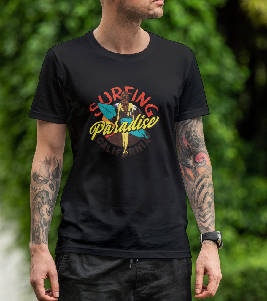 Surfing Paradise California Girl With Surfing Board T-Shirt