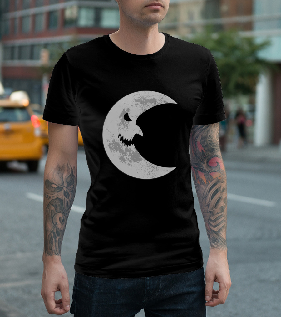Scary Halloween Moon with Creepy Face in Grunge T-Shirt