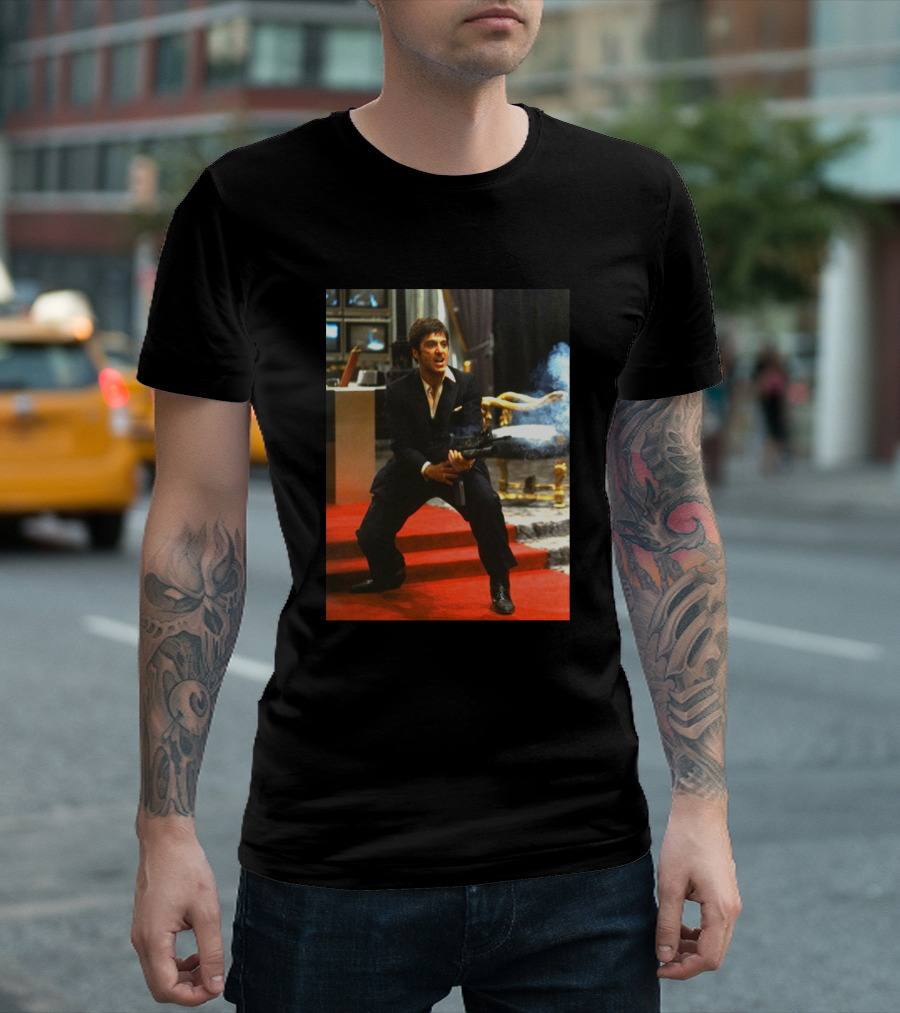 Tony Mobster Gangster Iconic 80s Movie Scene Fans T-Shirt
