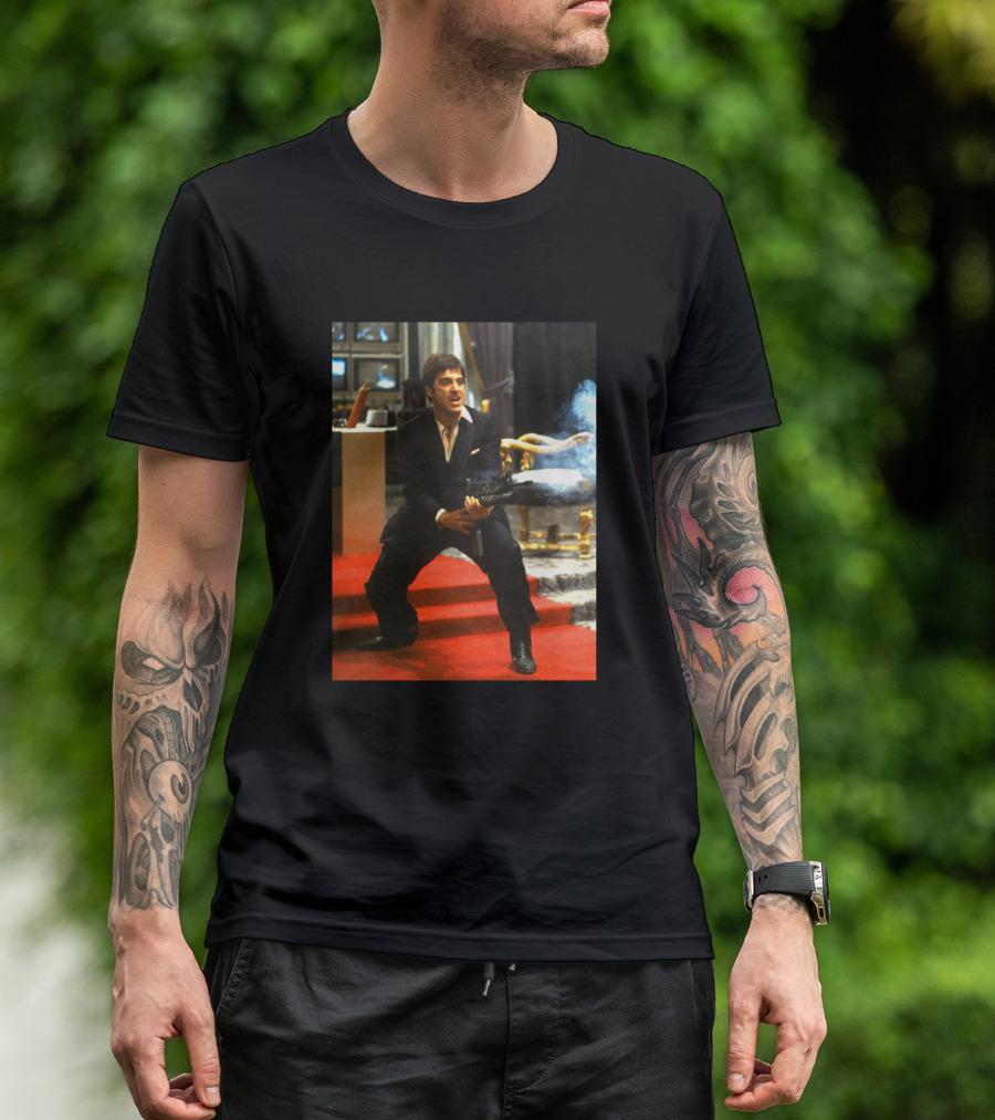 Tony Mobster Gangster Iconic 80s Movie Scene Fans T-Shirt