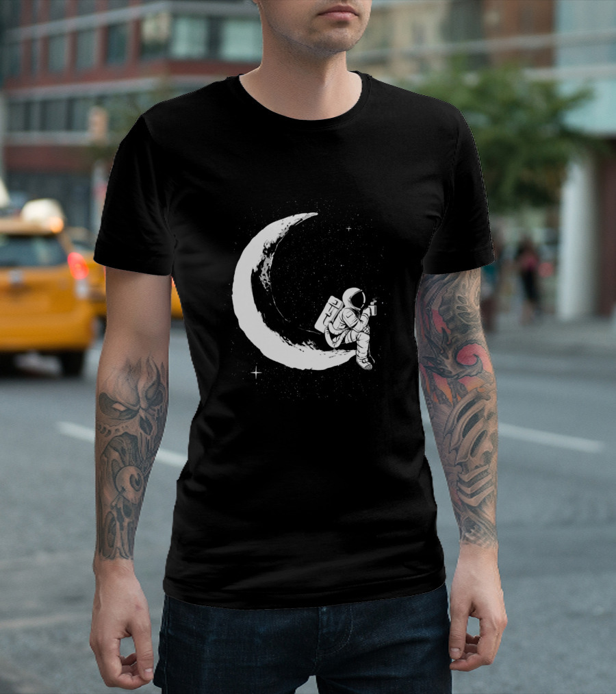 Science Fiction Space Relax Moon Astronaut T-Shirt