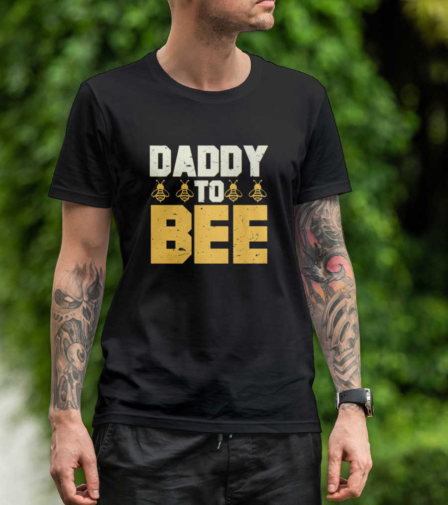 Daddy To Bee New Dad Best Dad Mens T-Shirt