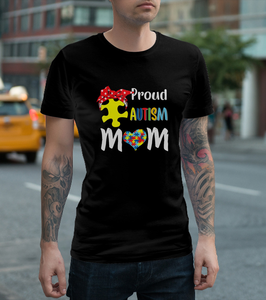 Proud Autism Mom Autism Awareness Puzzle Heart Bow T-Shirt
