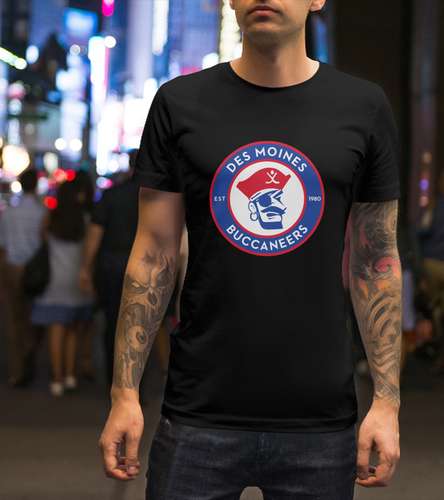 Des Moines Buccaneers Est 1980 Logo Pirate Emblem T-Shirt