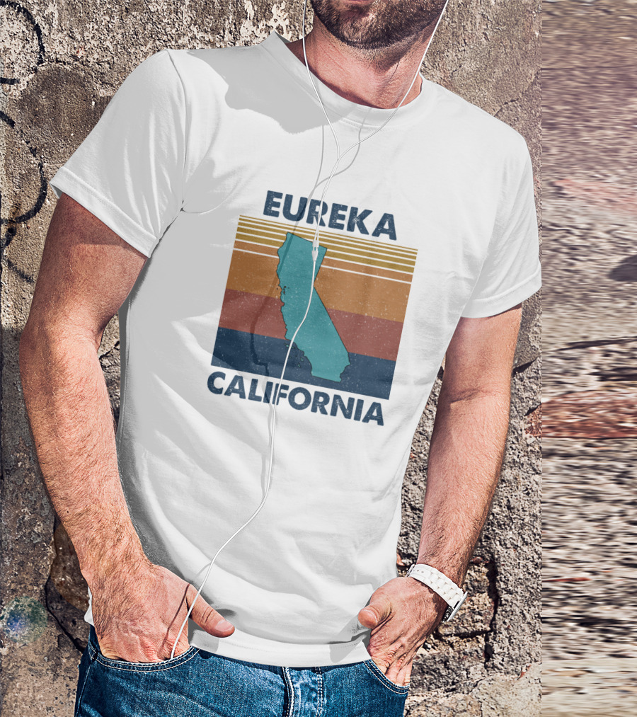 Eureka California Vintage State Map Silhouette Retro Stripes T-Shirt