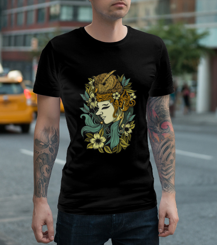 Intricate Traditional Masks Owl Headdress Floral Elements T-Shirt